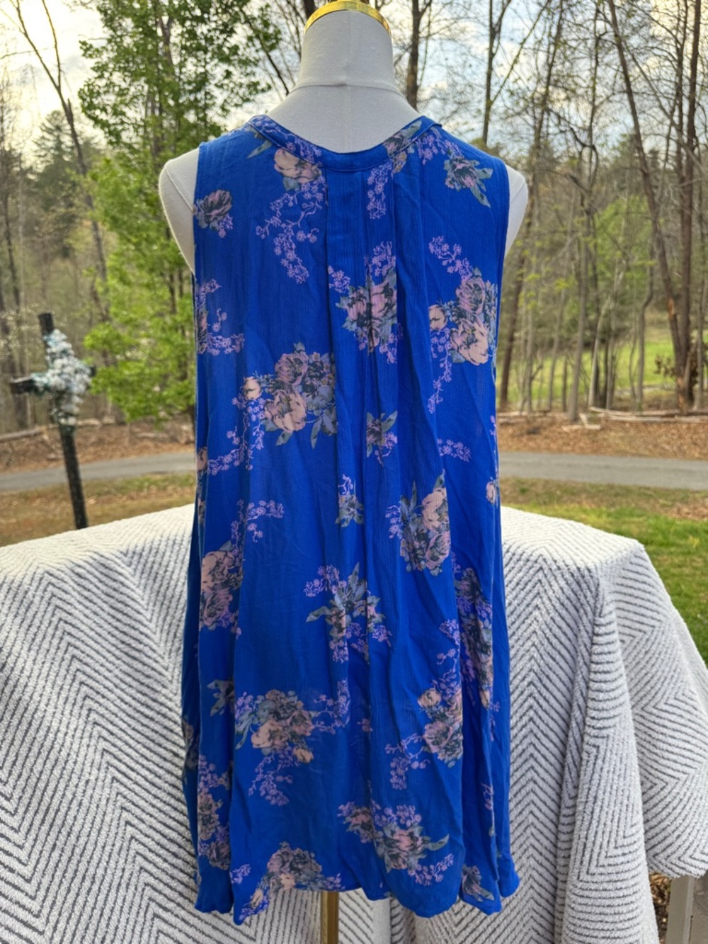 Free People Tree Swing Boho blue floral tunic dress Spring Date Fun Comfortable - Picture 8 of 8